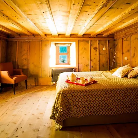 Chalet Chesa Chamuera